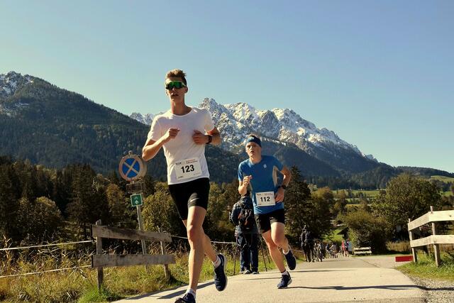 Walchsee KufNet Kaiserwinkl Halbmarathon 2020. | Foto: Schwaighofer