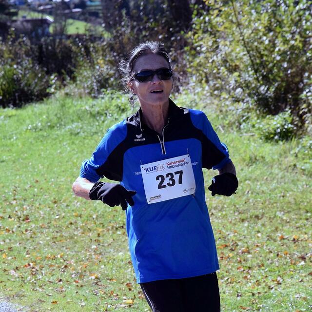 Walchsee KufNet Kaiserwinkl Halbmarathon 2020. | Foto: Schwaighofer