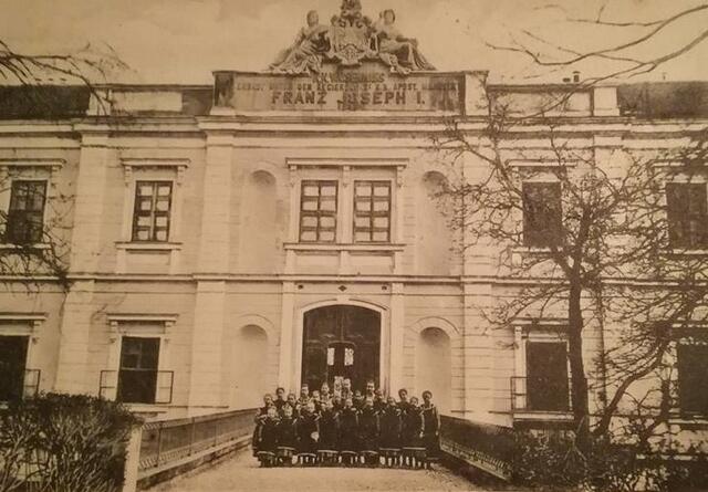 Schloss Judenau im 20. Jahrhundert. (zwischen 1909 und 1917)