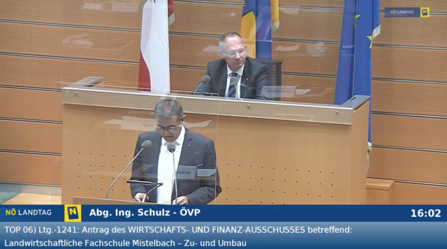Manfred Schulz bei seiner Rede im Landtag.