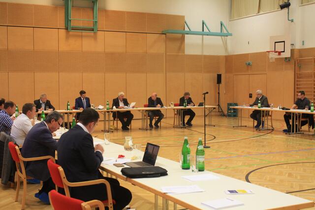 Sitzung des Payerbacher Gemeinderats in der Ghega-Halle.