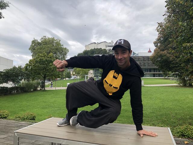"Alles, was irgendwie in Richtung Parkour geht, machen wir", sagt Chris Bacher, Obmann des Vereins "One Move".
