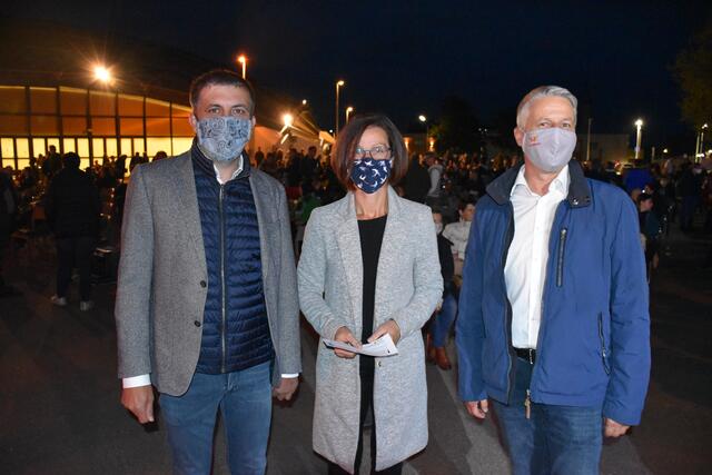 Altbürgermeister Erwin Bernreiter, Gattin Eva und Helmut Schneider