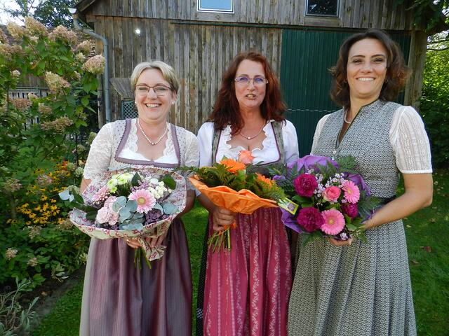 Leopoldine Blamauer,Martina Goldnagl, Regina Bregesbauer feierten gemeinsam.