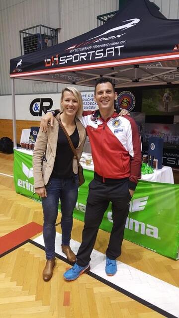 Nicole Trimmel und Mario Schindler können sich jetzt Diplomierte-Kampfsporttrainer nennen.