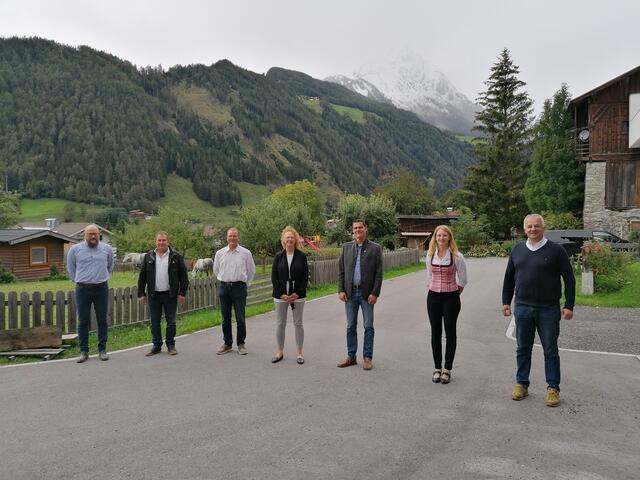 Viertelkommandant Mjr.´Alexander Wanner, Bat. Kmdt. Stellv. Stefan Veider (SK Hopfgarten), Bat. Jungschützenb. Klemens Grimm (SK Hopfgarten), Bat. Kassierin Theresia Stadler (SK Virgen), Bat. Kmdt. Major Hans Stemberger, Bat. Marketenderin und Schriftführerin Julia Weiskopf (SK Prägraten), Bezirksmajor Roland Klaunzer (SK Matrei)