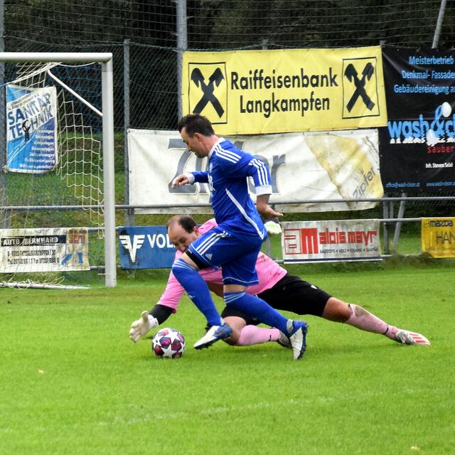 Anpfiff zur nächsten Meisterschaftsrunde im Tiroler Fußball Unterhaus.