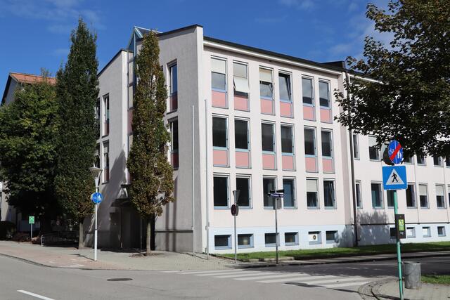 Das Gesundheitsamt der Bezirkshauptmannschaft St. Veit wird einer Generalsanierung unterzogen.