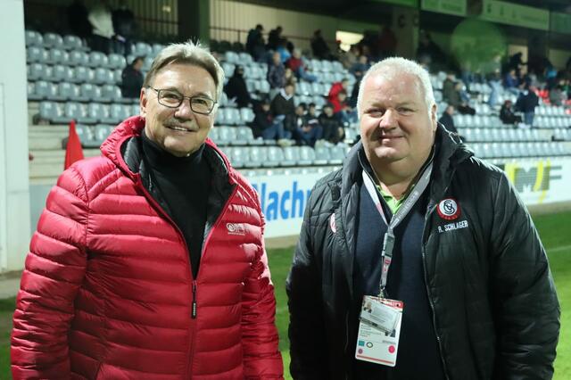 Erich Schwarz (Obmann Arbeiterbetriebsrat MAN Steyr) und Reinhard Schlager (Präsident SK Vorwärts Steyr)
