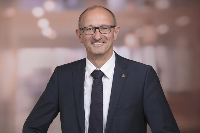 Anton Mattle rechtfertigt die Einbringung der Petition: "Ich habe mich hier als Galtürer Bürgermeister und Alp-Vertreter engagiert. Ich geniere mich nicht für meine Meinung zur Wolfsproblematik."