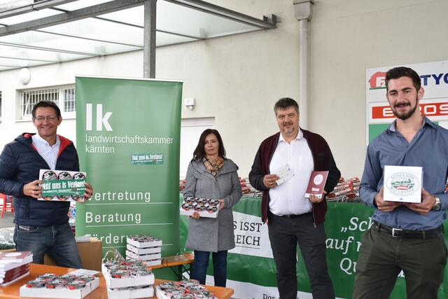 Kammerrat Vizebürgermeister Siegfried Huber, LK-Feldkirchen Mitarbeiterin Irmgard Lackner, LK-Feldkirchen Leiter Wilfried Mödritscher, Landjugend Landesobmann-Stellvertreter Thomas Malle (v.l.)