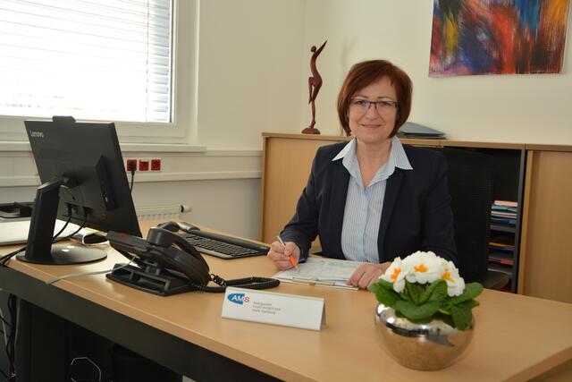 AMS-Geschäftsstellenleiterin Margarete Hartinger über die aktuelle Situation am Arbeitsmarkt des Bezirks Hartberg-Fürstenfeld.