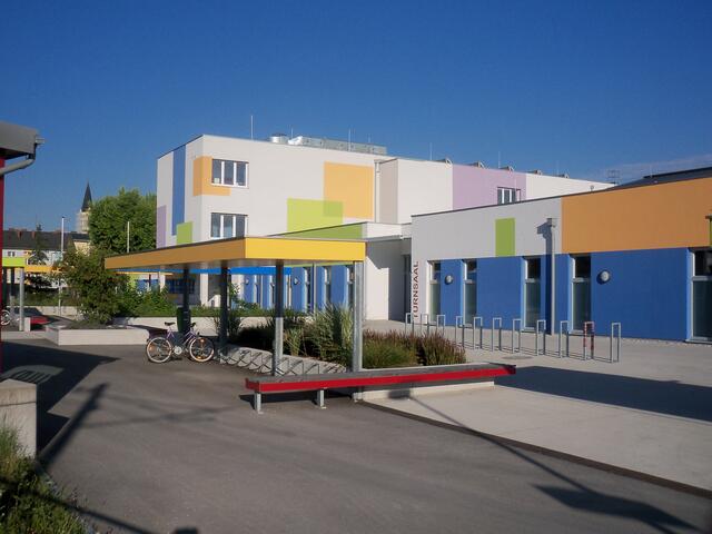 Die NMS Alkoven.