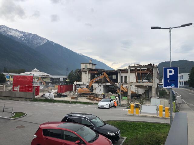 Angrenzend an das Telfer Bad entsteht ein Wohn- und Hotel-Bau, die Gemeinde profitiert von einer neuen Verkehrsvebindung um das Areal herum.