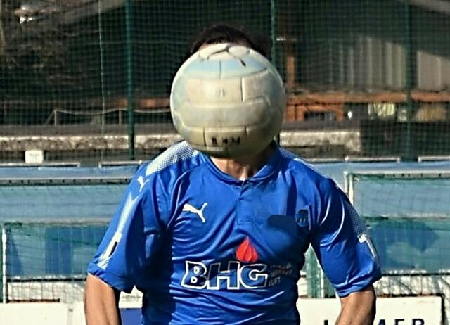 Licht am Fußballhimmel - Söll kann spielen.