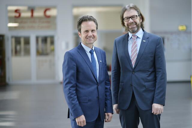 Links: Peter Granig, Rektor FH Kärnten Rechts: Siegfried Spanz, Geschäftsführung FH Kärnten