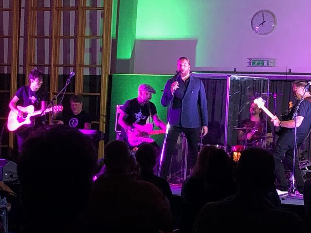 Ron Glaser mit "The Ridin' Dudes"