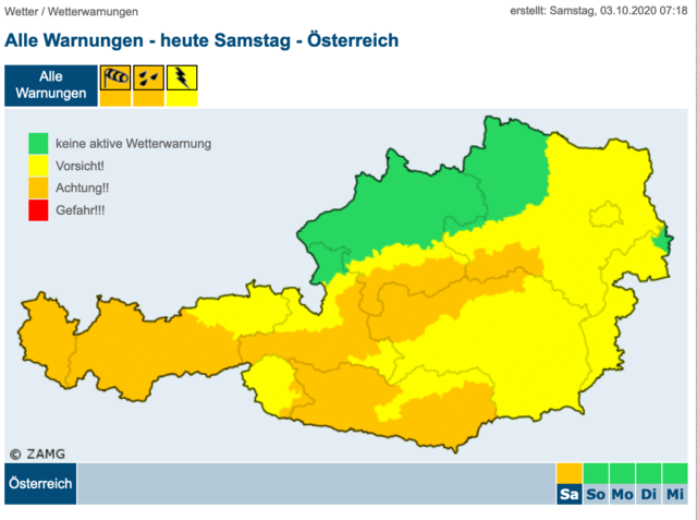 Mögliche Auswirkungen in der "orangen Zone": Bäume können brechen, Dachziegel können sich lösen. Baugerüste, große Gegenstände und Objekte können umfallen.