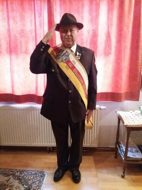 Im Kärntner Anzug: Siegfried Cesar