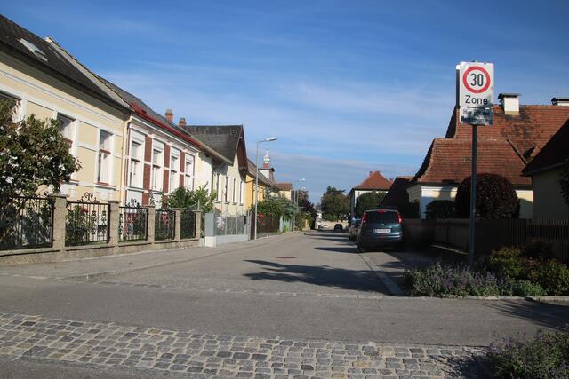 Blick in die Langenloiser Missongasse.
