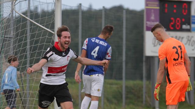 Für ihn wenn nicht die beste Saison im Katsdorf-Dress: Daniel Brandstetter beim Treffer zum 2:0 für die Union.