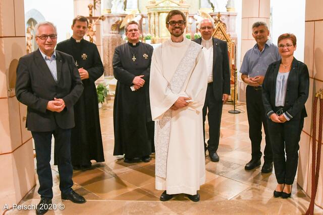 Bürgermeister Ferdinand Köck, Pater Peter Rychel, Pater Hans-Ulrich Möring, Diakon Edi Taufratzhofer, Prior Pater Karl Seethaler, Diakon Anto Petrovic und GGR Dagmar Händler.