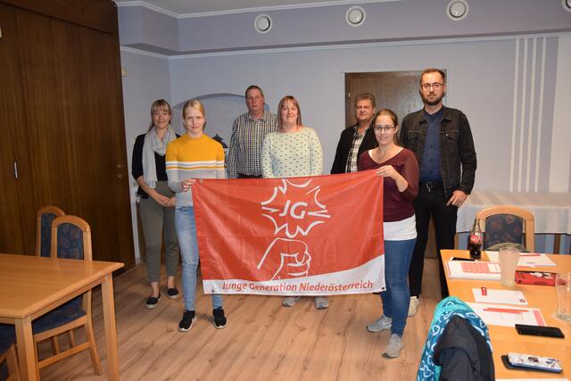 Bei der Neugründung einer Gruppe der Jungen Generation in Großdietmanns