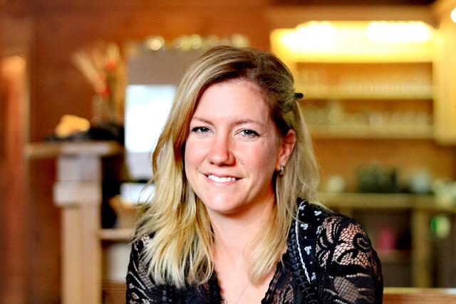 Katrin aus Mauterndorf:
"Nein, weil sich besonderes ältere Menschen mit der Elektronik überfordert fühlen und uns jungen ein Stück Freiheit genommen wird."