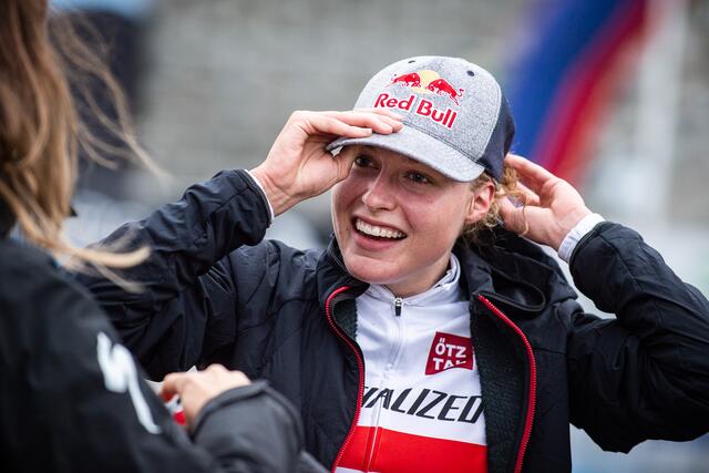 Erfolg macht fröhlich! Laura Stigger freut sich nun auf die bevorstehende WM in Leogang.