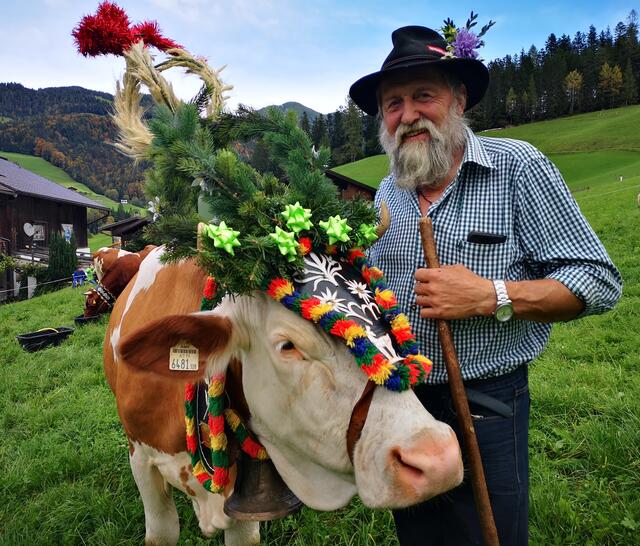 Almbauer Georg Neuhauser feierte das Ende das Almsommers in den Brandenberger Alpen.