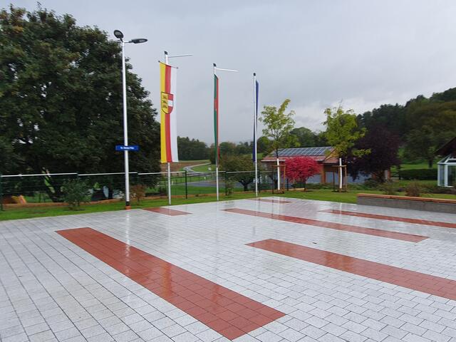 Neu gestaltet und mehr Platzcharakter