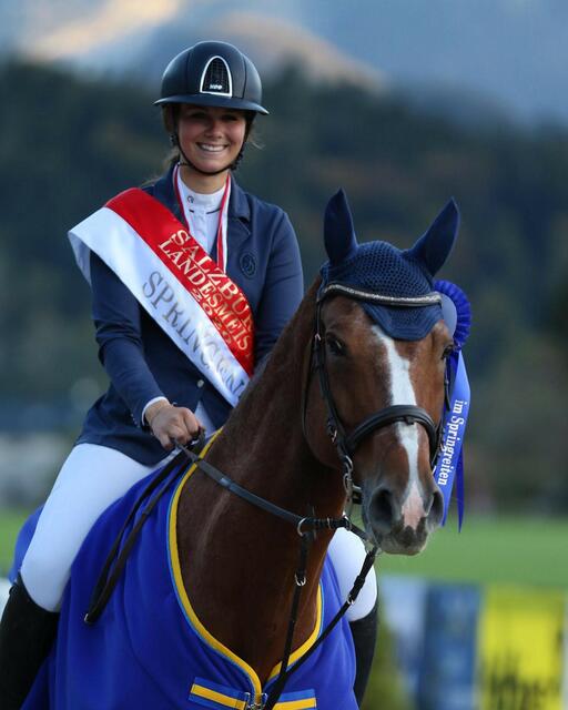 Salzburger Landesmeisterin im Springreiten ist Helena Naue vom Reitclub URG Gut Römerhof.