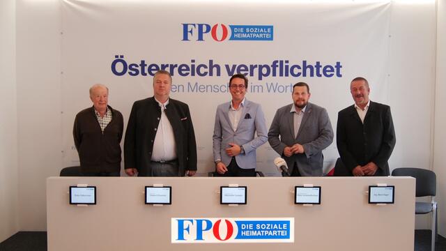 v.l. Peter Falbesoner, Hubert Klammer, Alexander Gamper, Peter Schmiedlechner und Sebastian Hager