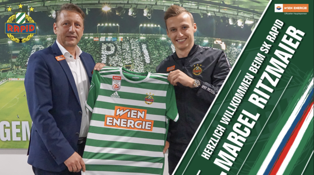 Der 27-jährige Mittelfeldspieler Marcel Ritzmaier kommt auf Leihbasis vom FC Barnsley geholt zum SK Rapid. Ritzmaier über seine Rückkehr nach Österreich: "Ich bin sehr froh, dass ich jetzt endlich in Wien angekommen bin." Hier am Foto mit Rapid Sportdirektor Barisic.