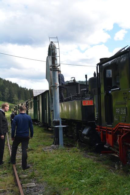 In Pfaffenschlag bei Lunz am See muss Wasser nachgefüllt werden.