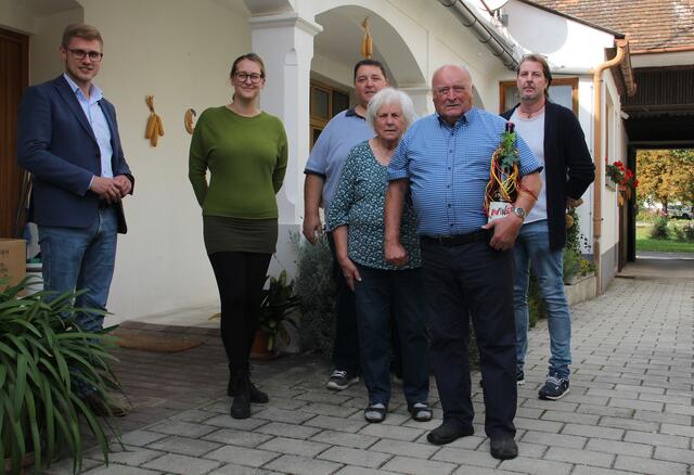 Patrik Fazekas, Katharina Kainrath, Christian Stimakovits, Hilda und Horst Weber, Robert Schwabl | Foto: ÖVP Mittelburgenland