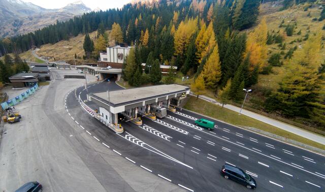 Im Felbertauerntunnel werden dringende Erhaltungsarbeiten durchgeführt. Eine Durchfahrt ist von Dienstag, 13. Oktober, bis Donnerstag, 15. Oktober, jeweils von 23 bis 4 Uhr, nicht möglich.