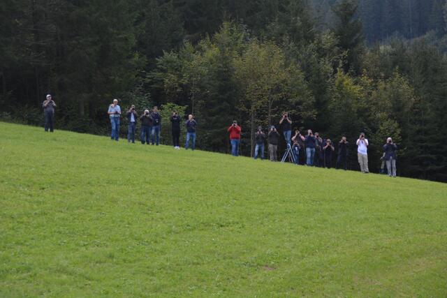 30 Jahre Ötscherland-Express: Zahlreiche Schaulustige waren auf der Strecke bei der Jubiläumsfahrt dabei.