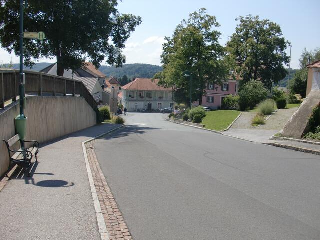 Auch die Querung der Mareinerstraße gehört zum Schulweg.