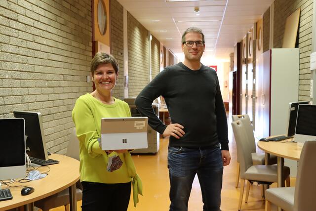 Direktorin Gerlinde Zergoi-Wagner und IT-Fachmann Ingomar Preiml. | Foto: Bettina Knafl
