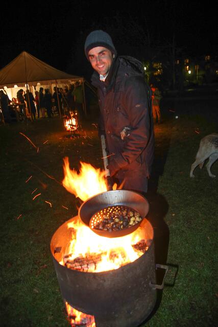 In Gössendorf wird gleich drei Mal Kastanien gebraten.