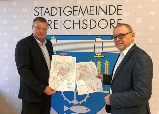 Der Dringlichkeitsantrag zur Bausperre wurde von Ortschef Kocevar (l.) und Stadtrat Kuchwalek eingebracht.