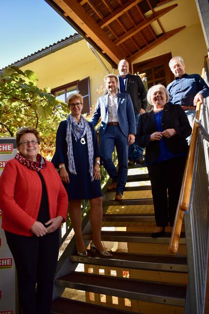 Andrea Krauß, Anita Aldrian, Michael Klein, Hartmut Kleindienst (links) sowie Maria Deix und Franz Deutschmann (rechts) bildeten die Jury für den WOCHE-Regionalitätspreis 2020. | Foto: Michl