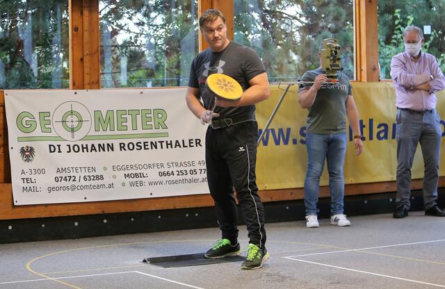 Markus Weichinger legte 115,71 m vor.