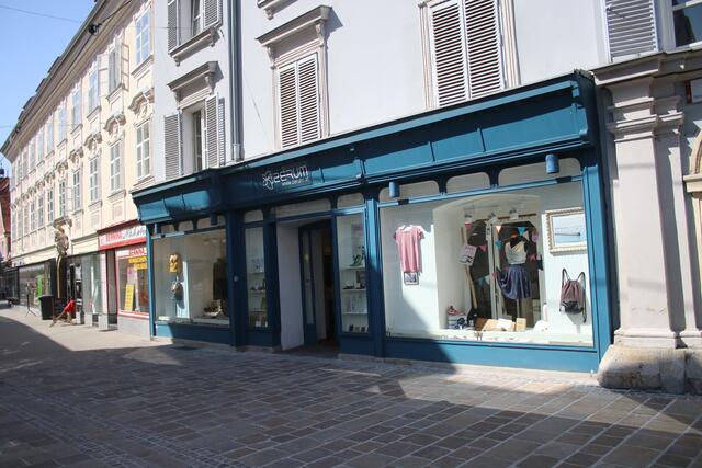 Shop in Graz: In der Mariahilferstraße werden Kunden willkommen geheißen.