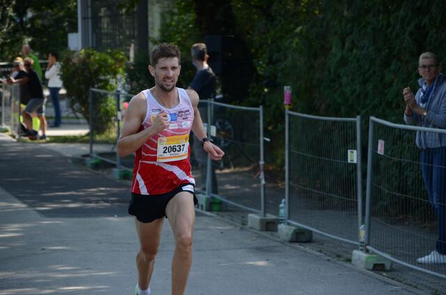 Der erste von zwei Landesmeistertiteln im Herbst: Markus Hartinger als schnellster Steirer über zehn Kilometer in Tattendorf