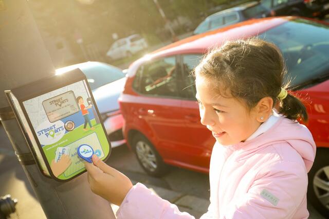 Es können in Liesing an insgesamt 35 Stellen – vor allem vor zahlreichen Schulen - Punkte und damit Bewegungskilometer gesammelt werden.