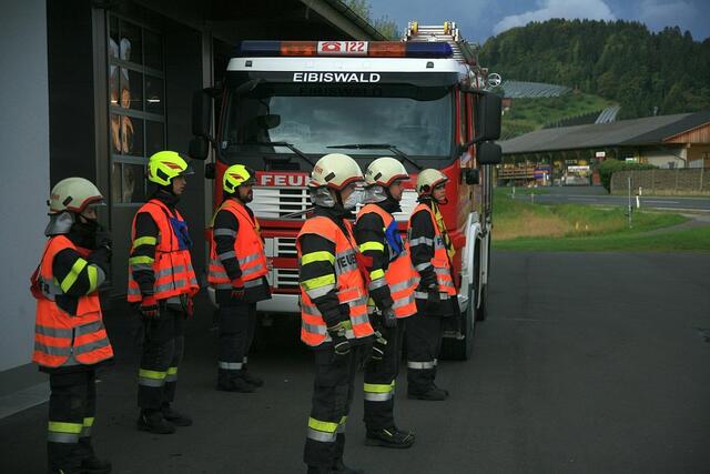 Die Grundausbildung 1 und 2 wurde in Eibiswald mit Ausbildnern vor Ort erfolgreich durchgeführt.