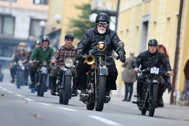 Motorrad-Oldtimer werden wieder durchs Salzkammergut fahren. | Foto: Wolfgang Spitzbart