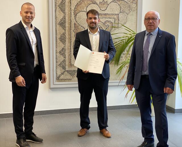 NR Maximilian Köllner und der Golser Bürgermeister Hans Schrammel gratulierten Kilian Brandstätter zur Angelobung zum Vize-Bürgermeister.